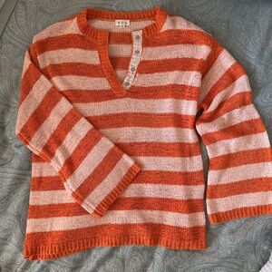 POL V-Neck Striped Sweater - Orange and Cream SIZE SMALL New